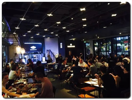 乔克拉精酿啤酒餐吧1